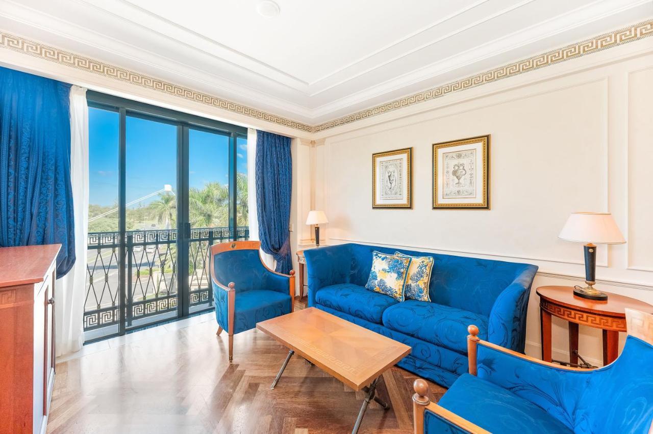 Imperial 5* Gold Coast